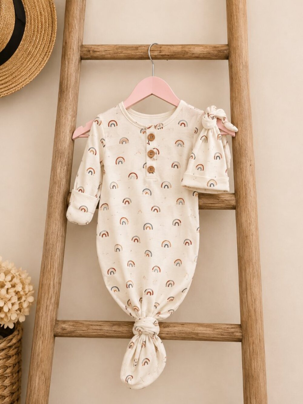 Caden Lane Rainbow Knotted Baby Gown & Hat Set Newborn 0-3M Bamboo Sleep Gown